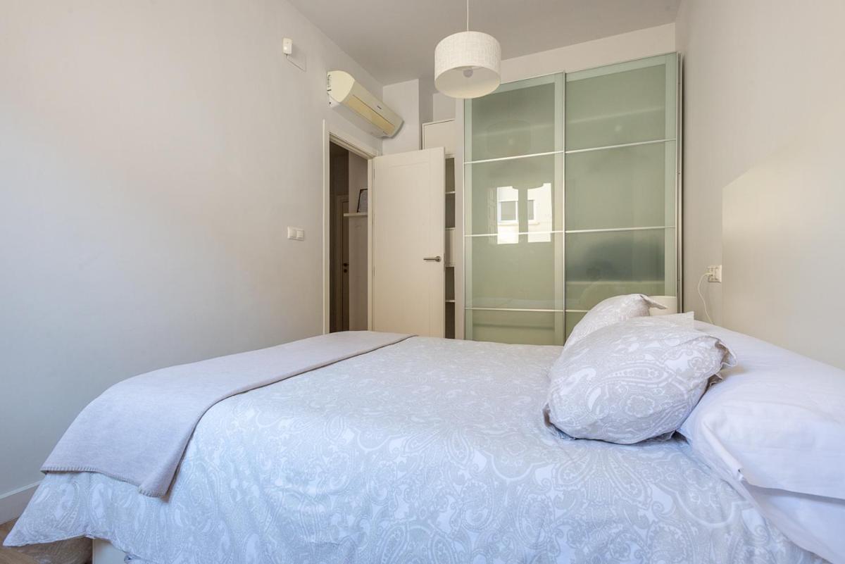 Puerta Real Centro Apartment Granada Eksteriør billede
